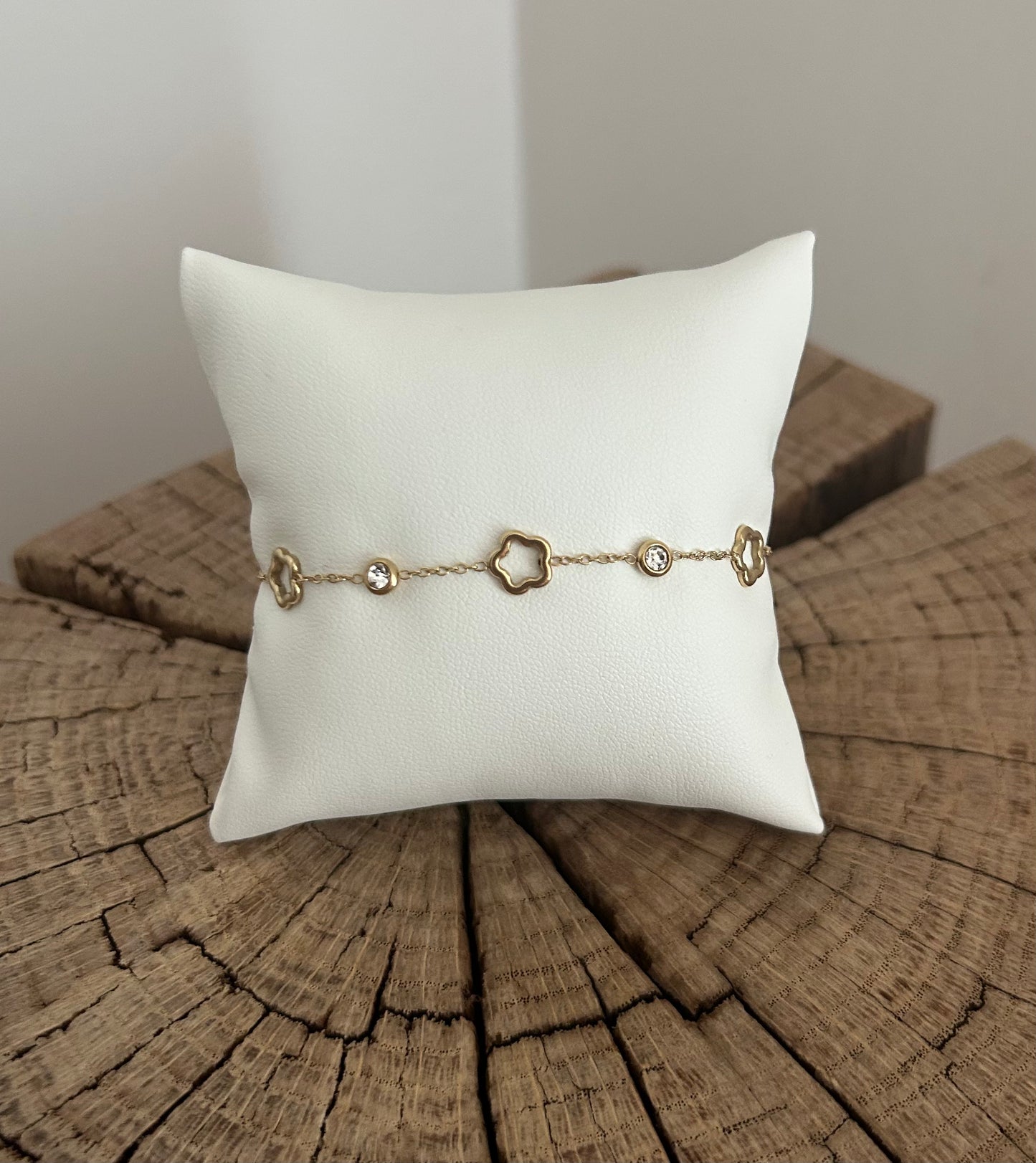 Bracelet doré fleurs et brillants