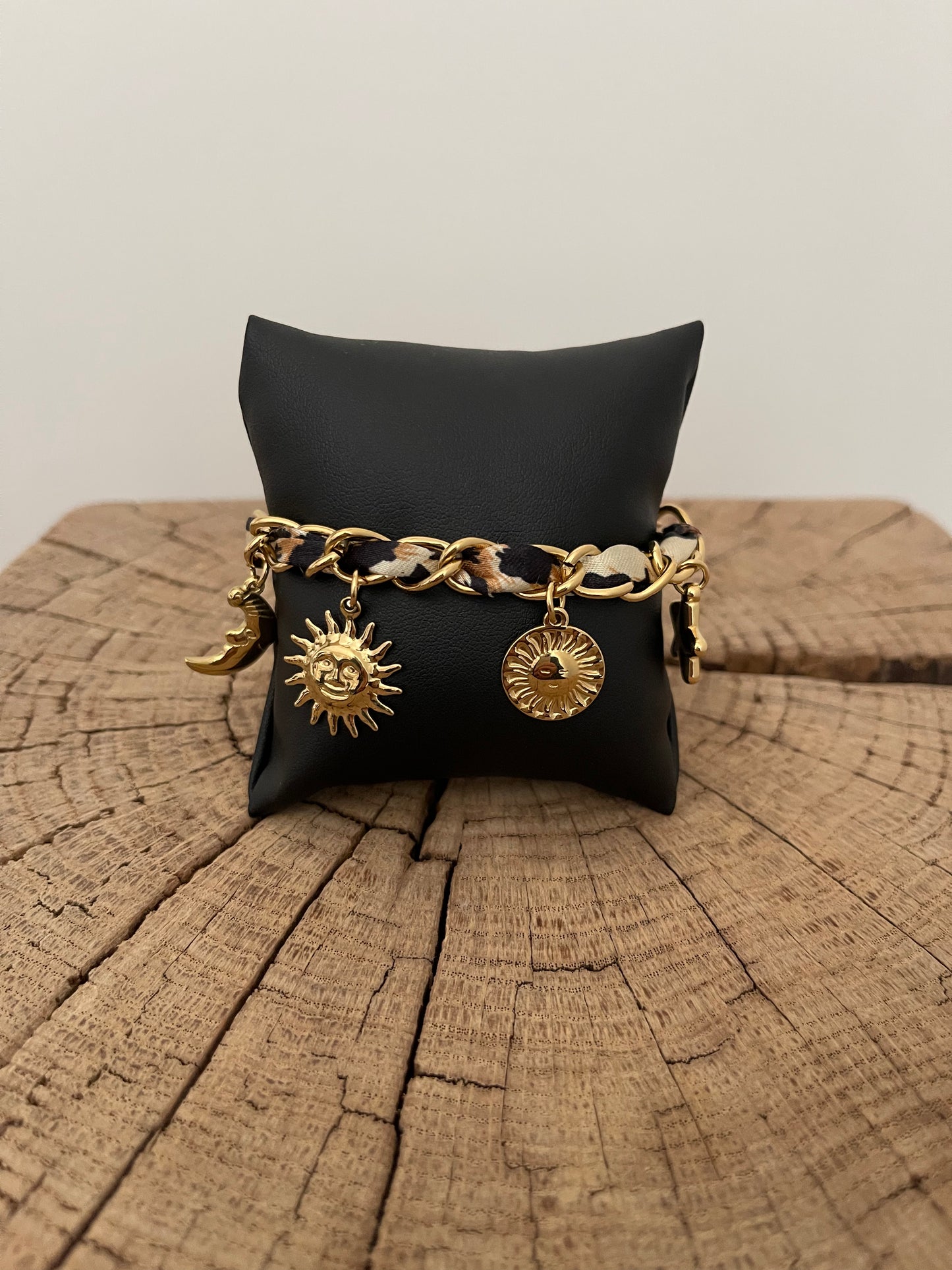 Ensemble collier et bracelet breloques