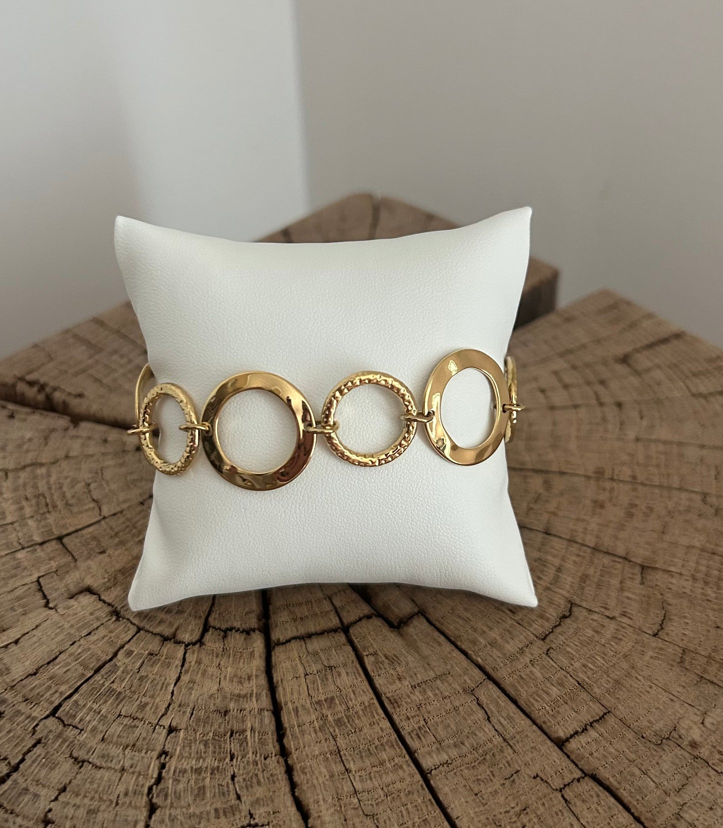 Bracelet doré à maillons ronds